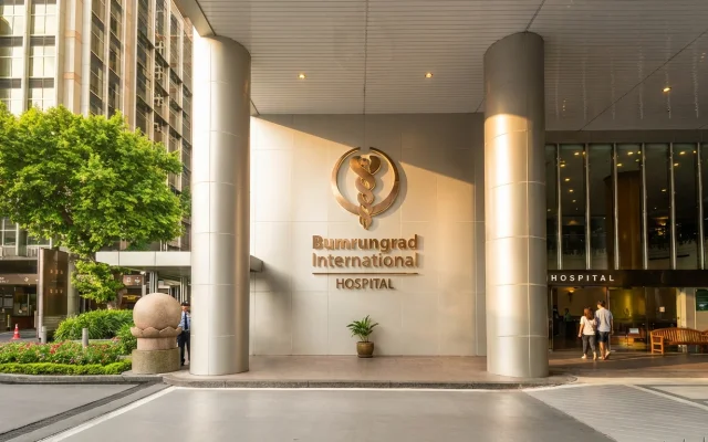 Bumrungrad Dental Center