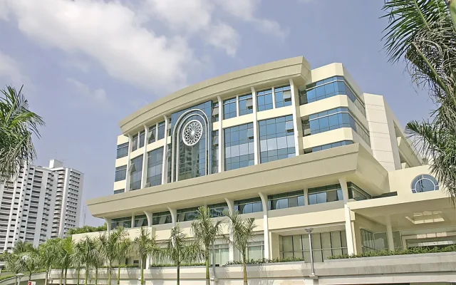 Samitivej Sukhumvit Dental Clinic